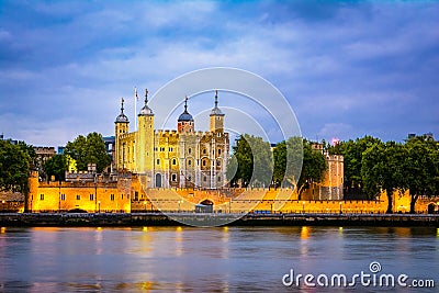London, The United Kingdom of Great Britain: Night view of the Tower of London, UK Stock Photo
