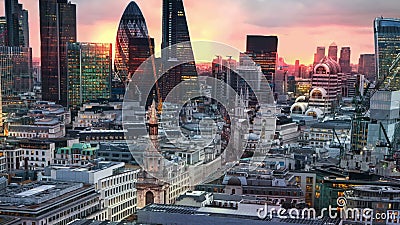 Londres, por do sol Cidade da opinião de Londres, do negócio e da ária da operação bancária video estoque Londres, por do sol Cidade da opinião de Londres, do negócio e da ária da operação bancária video estoque
