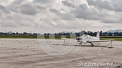 Lone plane sitting and waiting for next flight Stock Photo