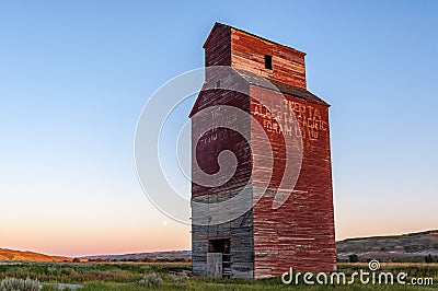 Long abandoned grain elevator Stock Photo