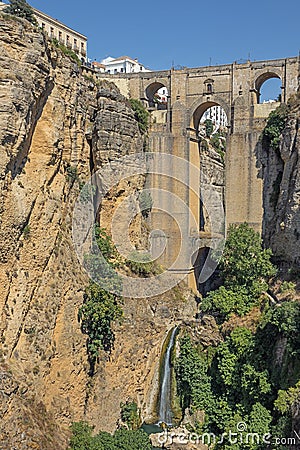 Looking up at the Puento Nuevo or New Bridge Stock Photo