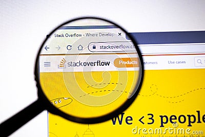 Los Angeles, California, USA - 23 January 2020: Stack Overflow website page. Stackoverflow.com logo on display screen Editorial Stock Photo