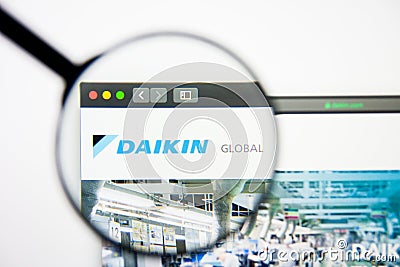 Los Angeles, California, USA - 5 March 2019: Daikin Industries website homepage. Daikin Industries logo visible on display screen Editorial Stock Photo
