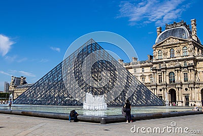 Louvre Pyramid Pyramide du Louvre, paris Editorial Stock Photo