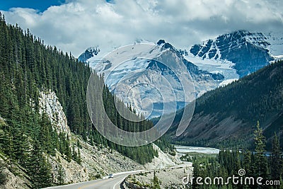 Lovely mountain scenery in the Canadian Rockies along the Icefields Parkway in summer Stock Photo