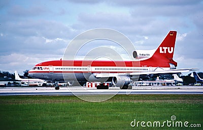 LTU INTERNATIONAL AIRWAYS Lockheed L-1011 TRISTAR 500 CN 1183 . Editorial Stock Photo