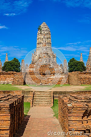 Majestic ruins of 1629 Wat Chai Watthanaram built by King Prasat Stock Photo