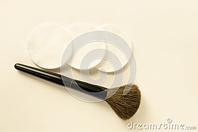 Makeup brush and clean sponges on white background. Instruments of fashion beautician or home cosmetics applying Stock Photo