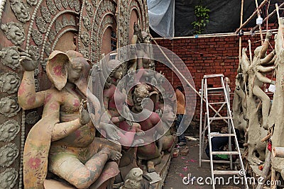 Making of goddess Durga idol for Durga puja Editorial Stock Photo