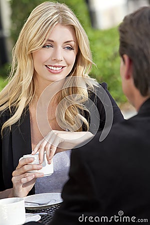 https://thumbs.dreamstime.com/x/man-woman-couple-drinking-coffee-cafe-17684998.jpg