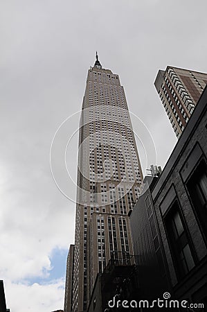 EMPIRE SATE BUILING AT MANHATTAN FINANICIAL DISTRICT Editorial Stock Photo
