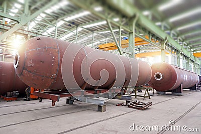 Manufacturing of the welded steel transportable pressure vessel constructed as a horizontal cylinder with domed ends Stock Photo