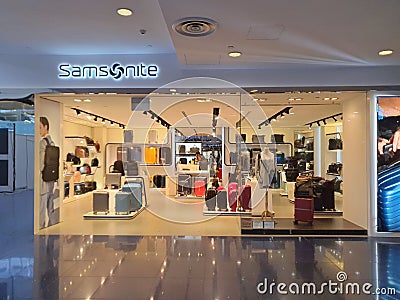 Singapore: Samsonite retail store retail industry Editorial Stock Photo