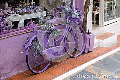 MARBELLA, ANDALUCIA/SPAIN - JULY 6 : Lavender Bicycle outside a Editorial Stock Photo