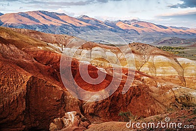 `Martian` landscapes. Chui steppe, Kyzyl-Chin valley Stock Photo