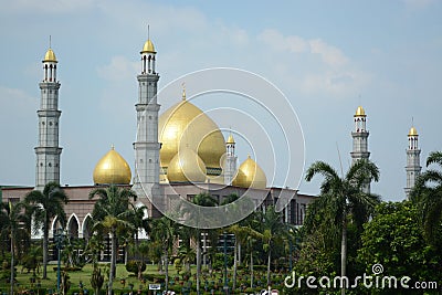 Masjid kubah emas Indonesia Editorial Stock Photo