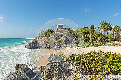 Mayan Ruins of Tulum with idyllic beach, Mexico Stock Photo