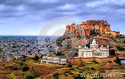 Mehrangharh Fort and Jaswant Thada mausoleum in Jodhpur, Rajasthan, India Stock Photo