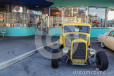 Mels DRIVE-IN, the facade of a modern American Editorial Stock Photo