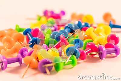 Memo thumb tacks Stock Photo