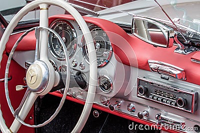 Mercedes 190 SL - Old timer Editorial Stock Photo