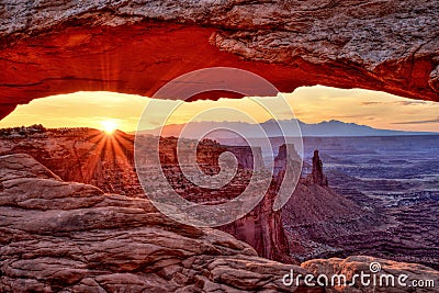 Mesa Arch at Sunrise, Canyonlands National Park, Utah Stock Photo