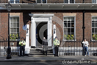 Metropolitan Policewoman on duty in London Editorial Stock Photo