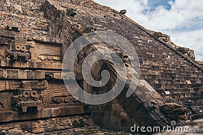 MEXICO - SEPTEMBER 21: Steps with head statues of different gods Editorial Stock Photo