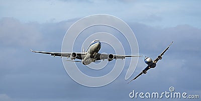 2 aircraft in Mid Air Collision / Near Miss Stock Photo