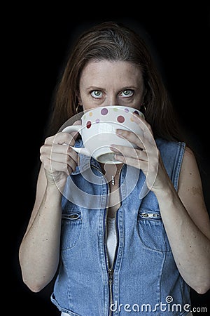 https://thumbs.dreamstime.com/x/middle-aged-woman-beautiful-smile-coffee-cup-portrait-nice-white-polka-dot-32498450.jpg