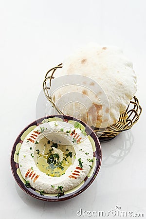 Middle eastern hummus houmous chickpea dip starter snack food se Stock Photo