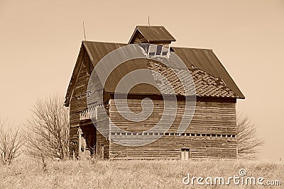 Midwestern deteriorating old barn Editorial Stock Photo