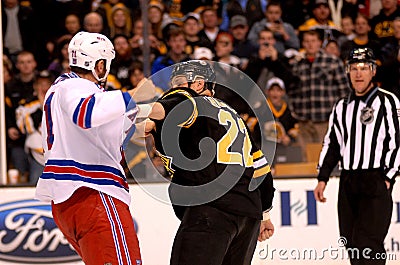 Mike Rupp -- Shawn Thornton fight Editorial Stock Photo