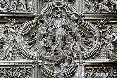 MILAN, ITALY/EUROPE - FEBRUARY 23 : Detail of the main door at t Editorial Stock Photo