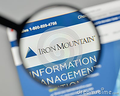 Milan, Italy - November 1, 2017: Iron Mountain logo on the website homepage. Editorial Stock Photo