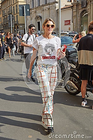 Helena Bordon before Giamba fashion show, Milan Fashion Week street style on September 23, 2016 in Milan Editorial Stock Photo