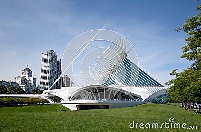 The Milwaukee Art Museum, which overlooks Lake Michigan in Wisconsin. Also known as the the Calatrava. Editorial Stock Photo