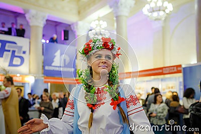 MINSK, BELARUS - FEBRUAR 1, 2018: beautiful girl in Belarusian t Editorial Stock Photo