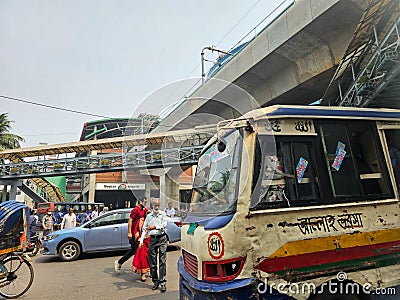 Mirpur, Dhaka, Bangladesh - 03.20.2023: Busy Streets And Traffic In The ...