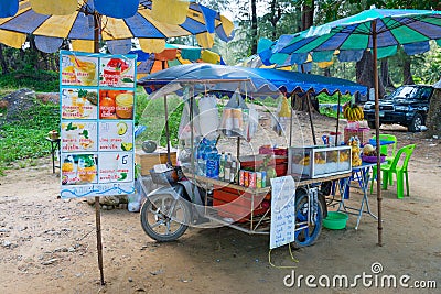 Mobile vendor cart with fresh fruit juces Editorial Stock Photo
