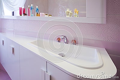 Modern purple bathroom Stock Photo