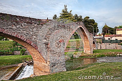 Modigliana, Forli-Cesena, Emilia-Romagna, Italy: the ancient humpback bridge of San Donato Stock Photo