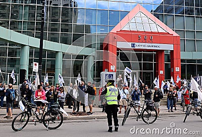 Montreal Casino croupiers strike outside Loto-Quebec head office Editorial Stock Photo