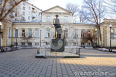 Monument to the Norwegian polar explorer Fridtjof Wedel-Jarlsberg Nansen in Moscow. Editorial Stock Photo