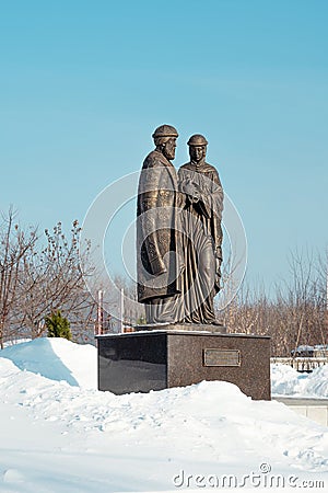 Monument to Peter and Fevronia Muromsky with a dove in his hands. Sculpture, sights of Kolomna. February 22, 2023 Editorial Stock Photo