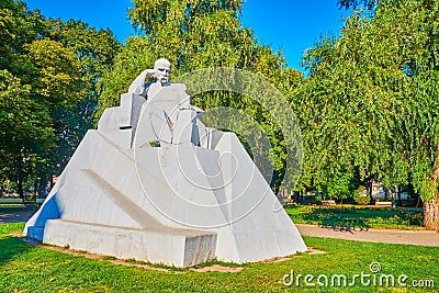 The monument to Taras Shevchenko, in Petrovsky Park of Poltava, Ukraine Editorial Stock Photo