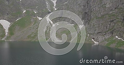 Morskie Oko é literalmente o 'Olho do Mar' ou 'Olho do Mar' o maior e quarto lago mais profundo das Montanhas Tatra video estoque Morskie Oko é literalmente o 'Olho do Mar' ou 'Olho do Mar' o maior e quarto lago mais profundo das Montanhas Tatra video estoque