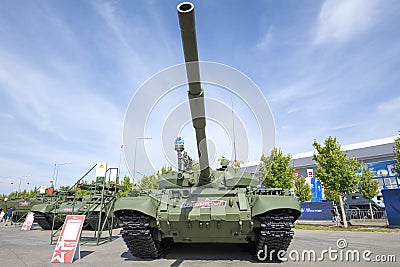 T-62M tank with MGOES. Front view Editorial Stock Photo