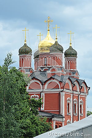 View of the Orthodox Znamensky Cathedral in Zaryadye, Moscow Editorial Stock Photo