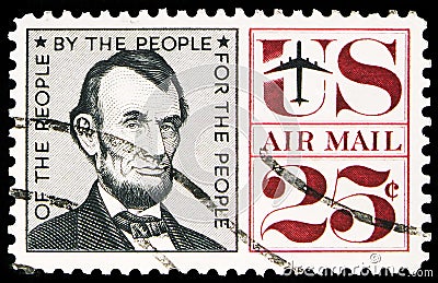 Postage stamp printed in United States shows Abraham Lincoln, Airmail 1952-1967 serie, 25 c - United States cent, circa 1960 Editorial Stock Photo